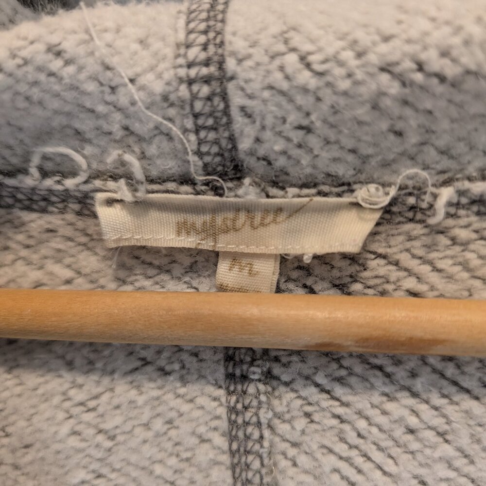 Mystree Lace Shoulder Distressed Hem Hoodie - Picture 6 of 7